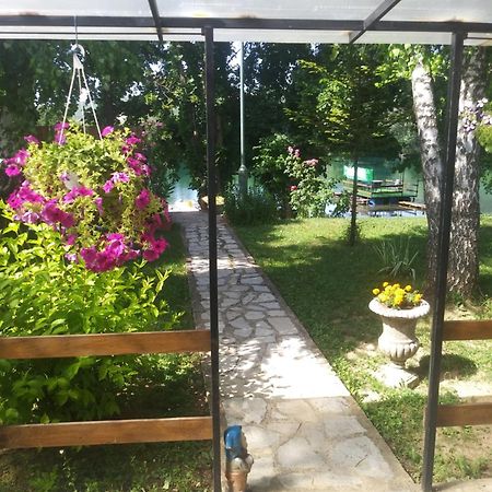 Donje Lohovo Ribarska Vila מראה חיצוני תמונה
