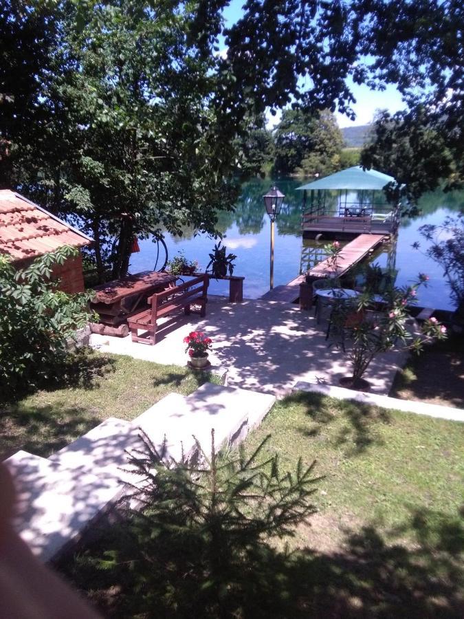 Donje Lohovo Ribarska Vila מראה חיצוני תמונה