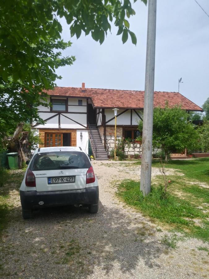 Donje Lohovo Ribarska Vila מראה חיצוני תמונה