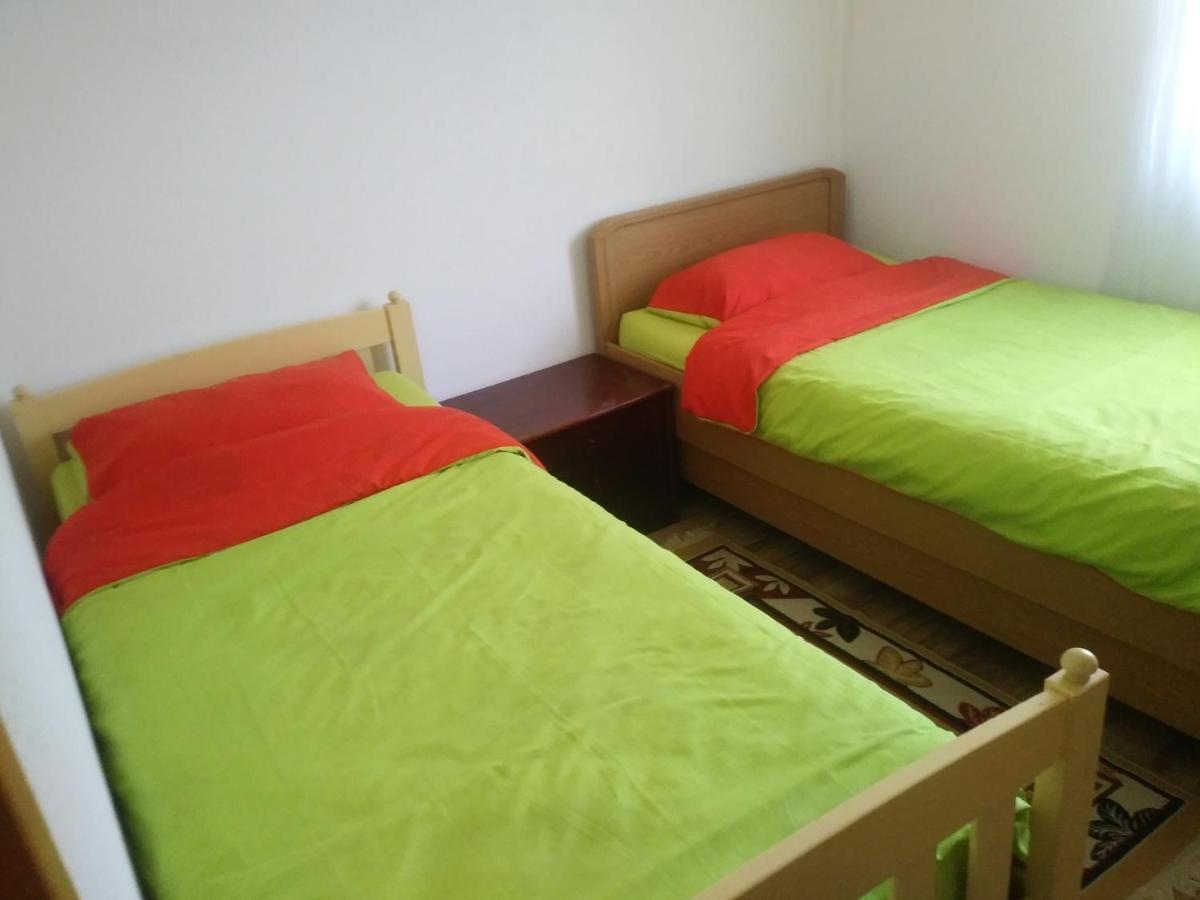 Donje Lohovo Ribarska Vila מראה חיצוני תמונה